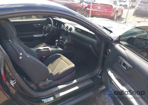 2015 Ford Mustang V6 из США, поврежденный, VIN 1FA6P8AM3F5336068